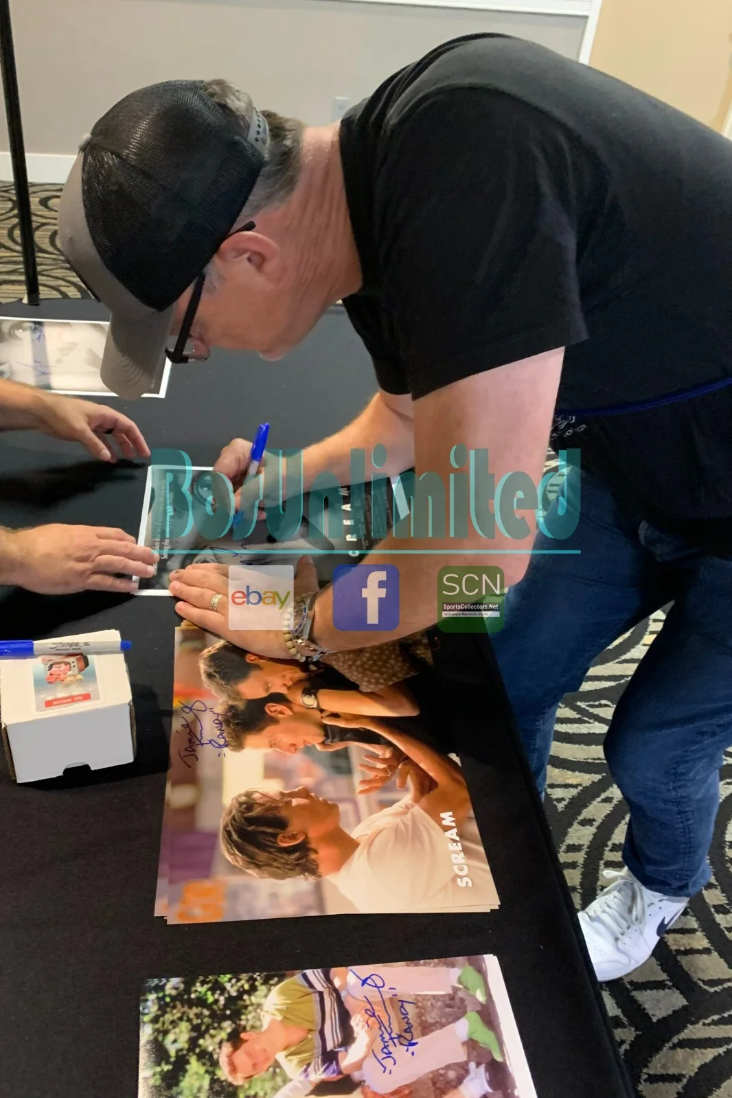 Neve Campbell — Scream Cast Signed 11x14 Photo Campbell Lillard Ulrich Kennedy EXACT PROOF B-3, image 5