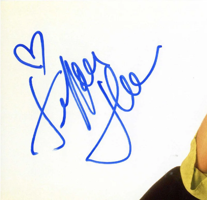 TIFFANI AMBER THIESSEN SIGNED 11x14 PHOTO 90210 SAVED BY THE BELL BECKETT BAS, изображение 2