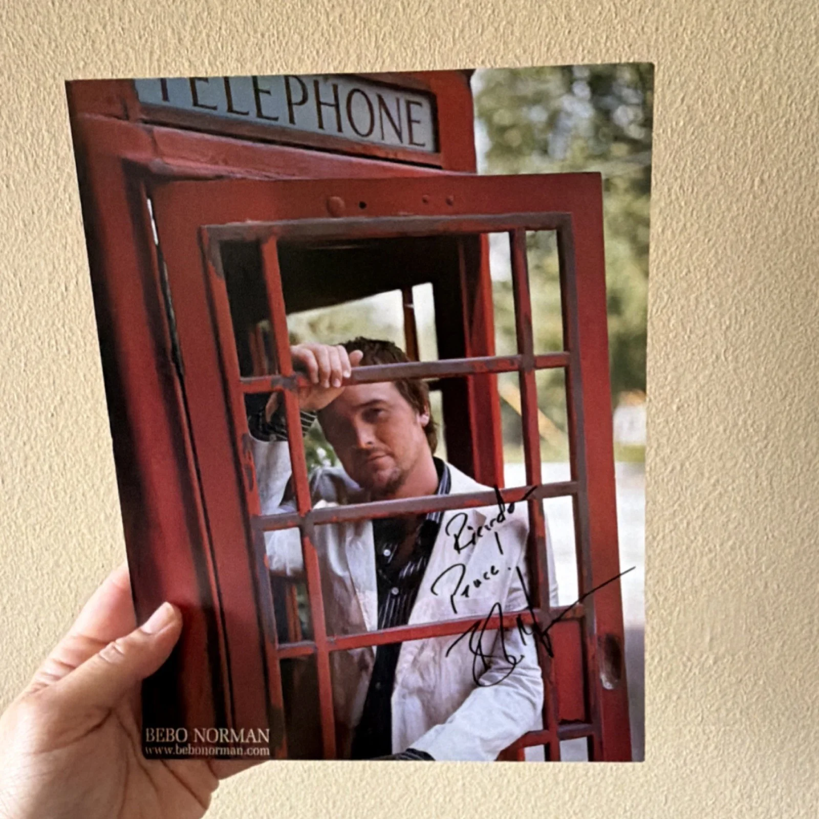 Bebo Norman Original Signed 8x10 Music Photograph Autographed Red Booth, image 2