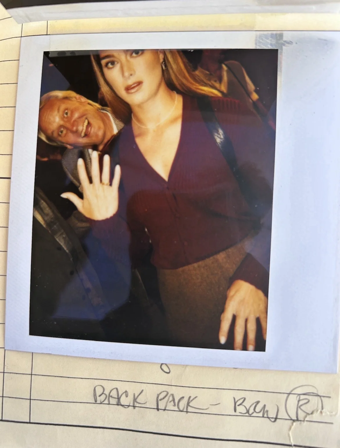 Betty White Golden Girls Friday Script With Polaroids Of Betty White And cast, изображение 5
