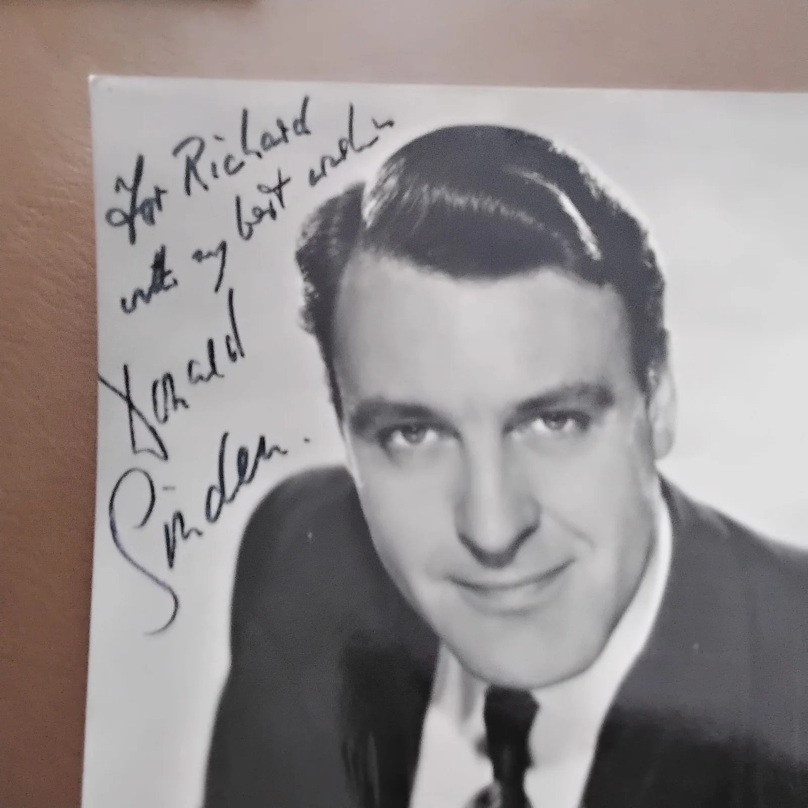 Donald Sinden SIGNED Photo Movie TV Actor Day of Jackal Cruel Sea Two's Company, изображение 5