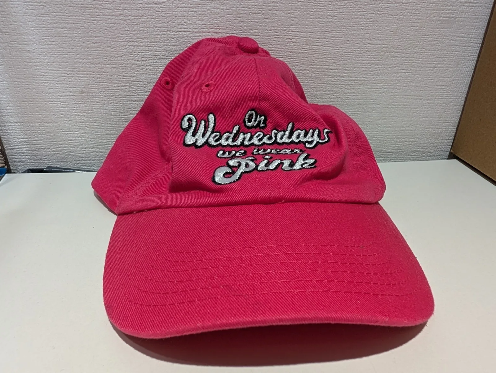 Mean Girls 2024 Movie Promotional Cap Hat NEW Promo Official Paramount Pink, изображение 2