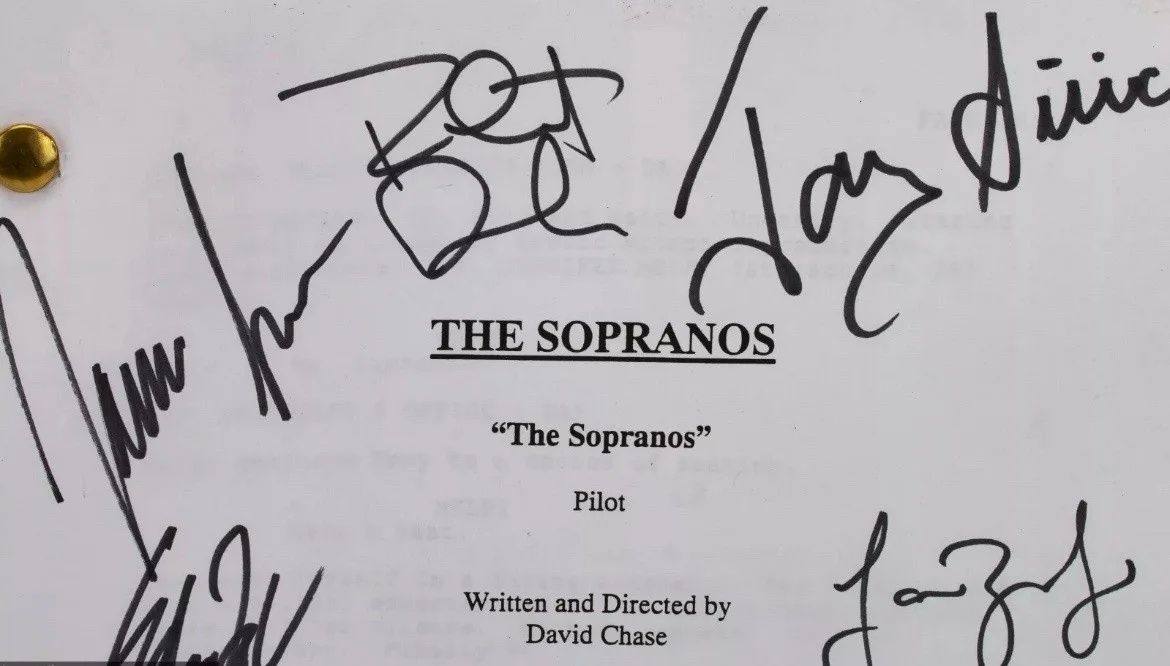 "The Sopranos" Cast Signed Pilot Script JSA COA Comes With Frame, image 3