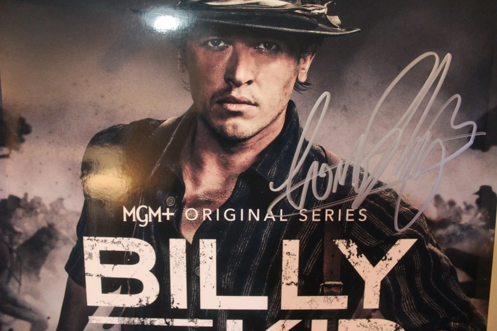 Daniel Webber Tom Blyth Alex Roe — Signed Poster - Billy The Kid -TV Series- Tom Blyth, Daniel Webber - 11x17 +COA, image 4