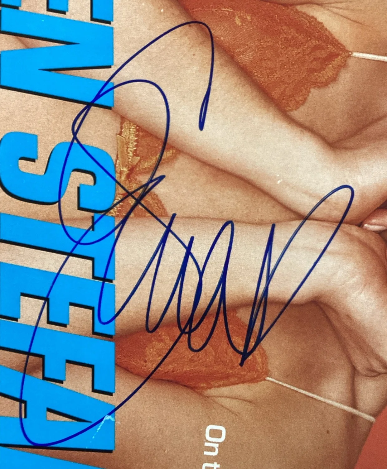 Gwen Stefani Signed 1997 Details Magazine No Doubt Auto Blake Shelton PSA/DNA, image 3