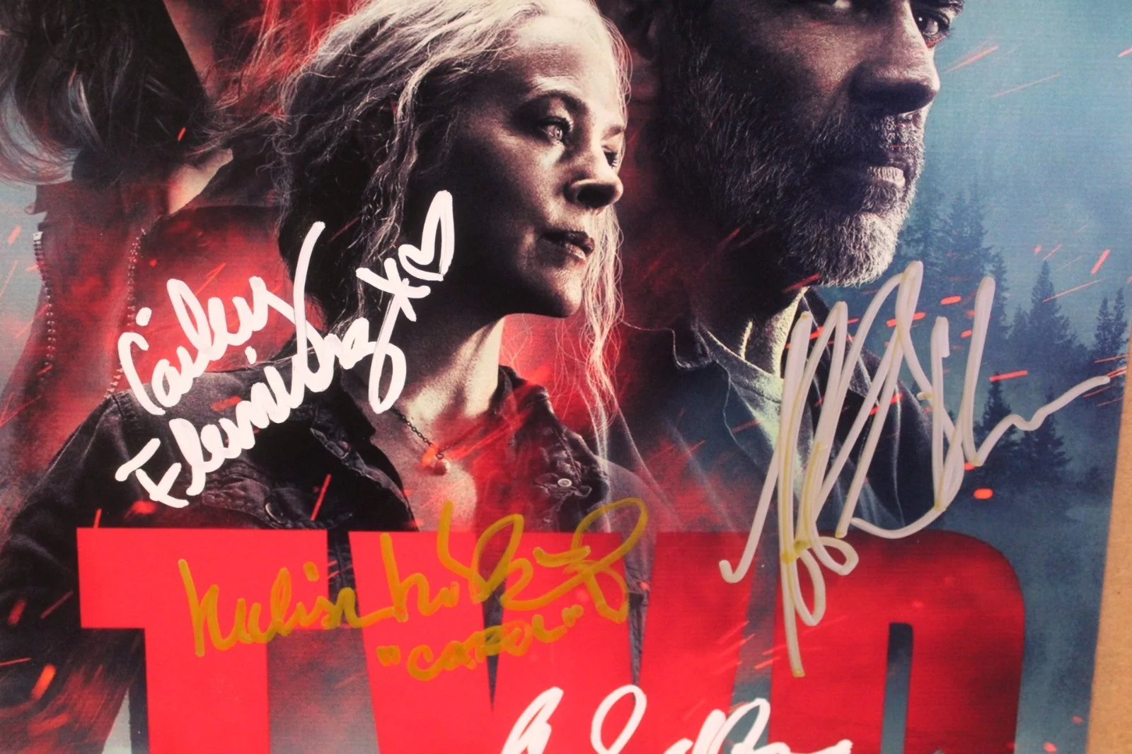 Jeffrey Dean Morgan, Norman Reedus, Melissa McBride, Lauren Coh — 11x17 - Autographed Poster - The Walking Dead - Norman Reedus, Jeffrey + COA., изображение 4