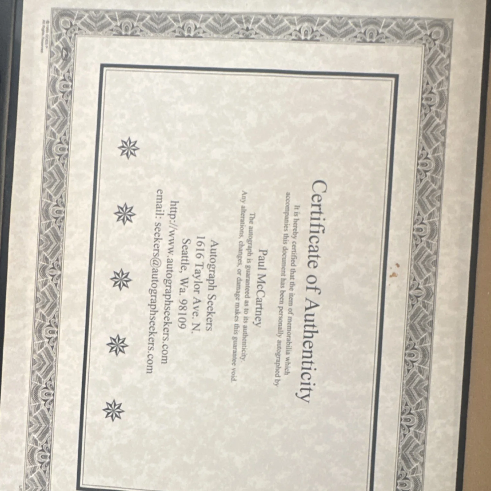 Paul McCartney Original Autographed Music Photograph Certificate of Authenticity, изображение 3