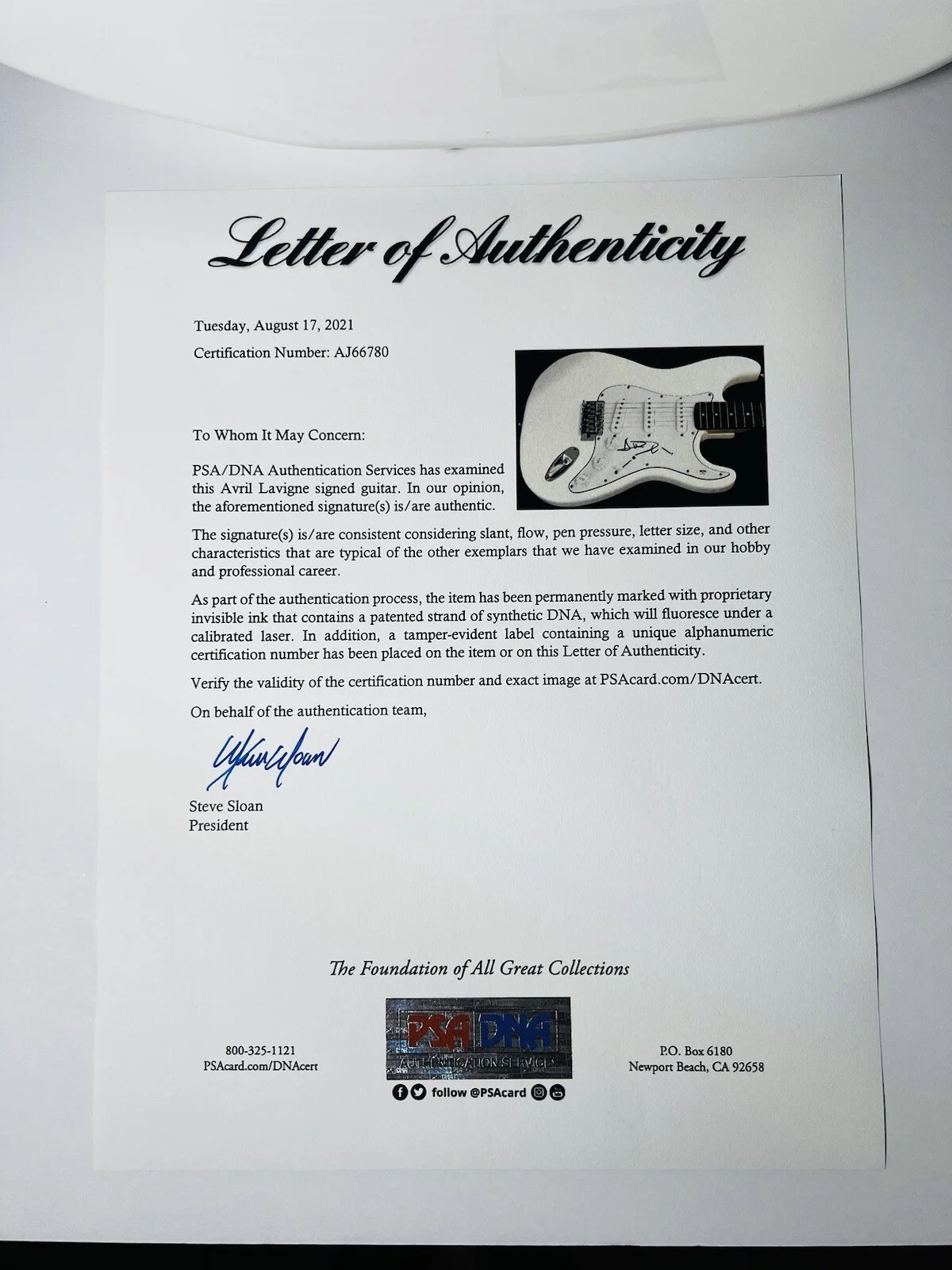 Avril Lavigne Signed Autographed Electric Guitar Let Go - Beckett, изображение 3