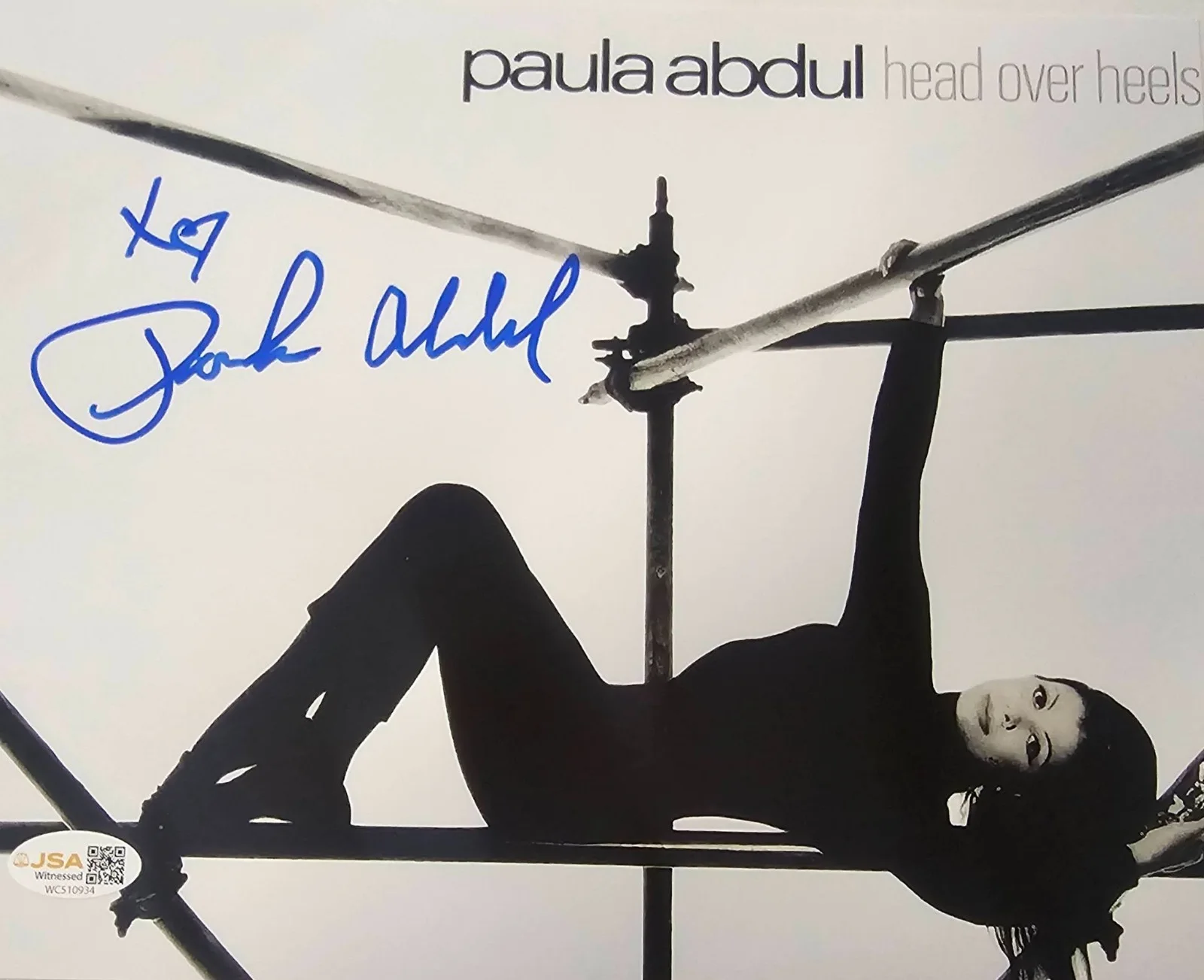 Paula Abdul — Paula Abdul 8x10 Signed Photo JSA Certified Autograph