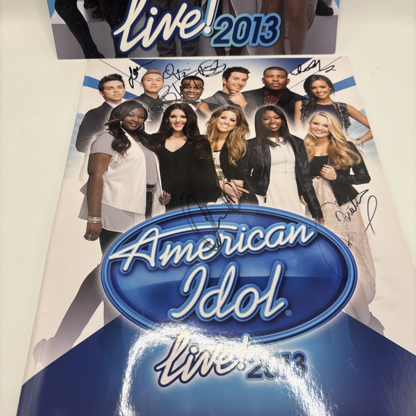 2013. American Idol Vip Poster Autographed and VIP Brochure Autographed. Rare ￼, image 5