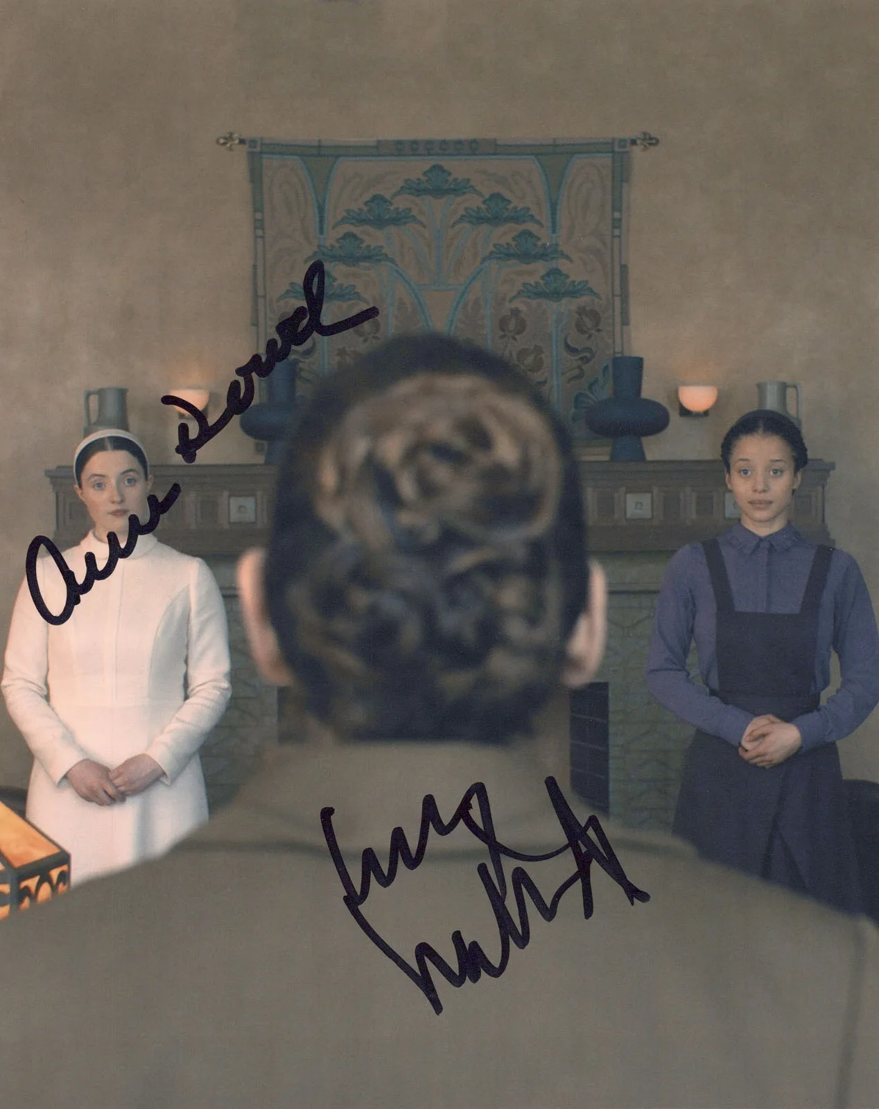 Lucy Halliday, Ann Dowd — Lucy Halliday & Ann Dowd signed "THE TESTAMENTS" 8x10 Photo EXACT PROOF b COA, изображение 3