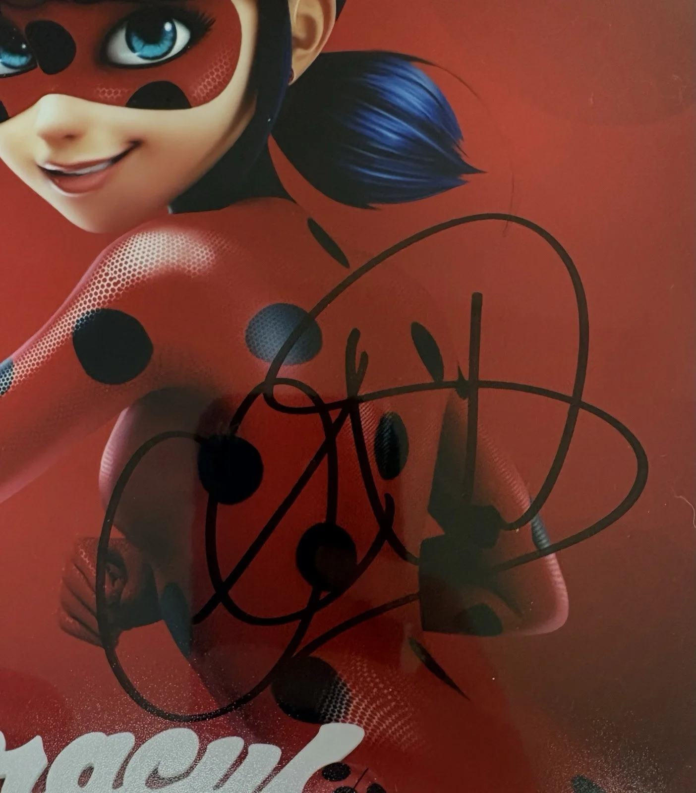 CRISTINA VEE SIGNED 8x10 PHOTO MIRACULOUS: TALES OF LADYBUG RARE JSA CERTIFIED, изображение 2