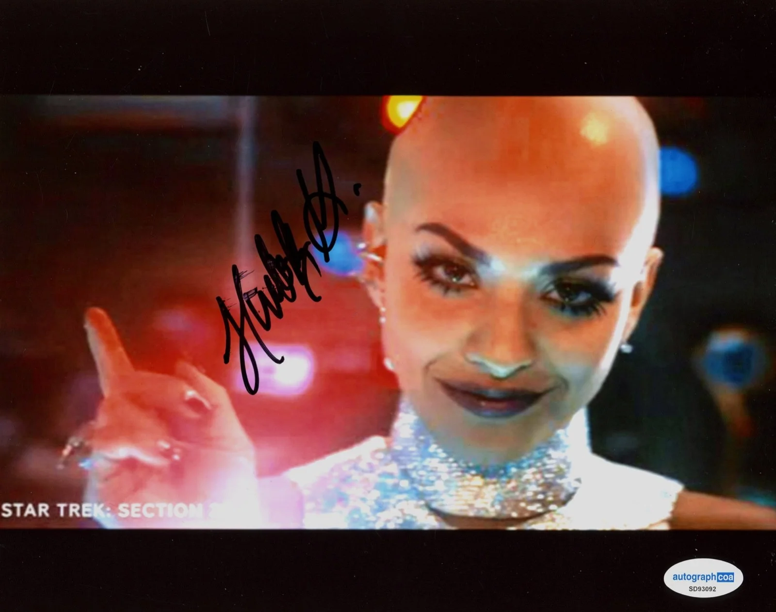 HUMBERLY GONZALEZ — Humberly Gonzalez signed "STAR TREK: SECTION 31" 8x10 Photo a Melle ACOA COA, image 3