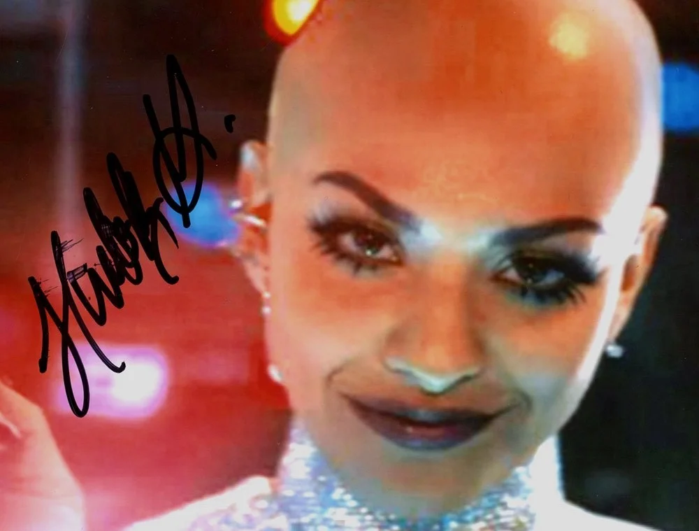 HUMBERLY GONZALEZ — Humberly Gonzalez signed "STAR TREK: SECTION 31" 8x10 Photo a Melle ACOA COA, image 4