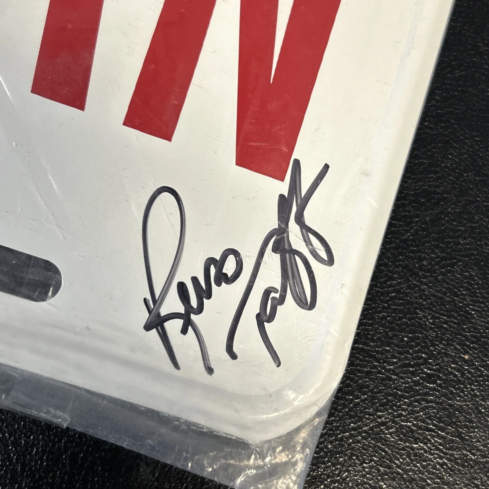 JOE DIFFIE SIGNED PICK UP MAN CONCERT LICENSE PLATE, image 5