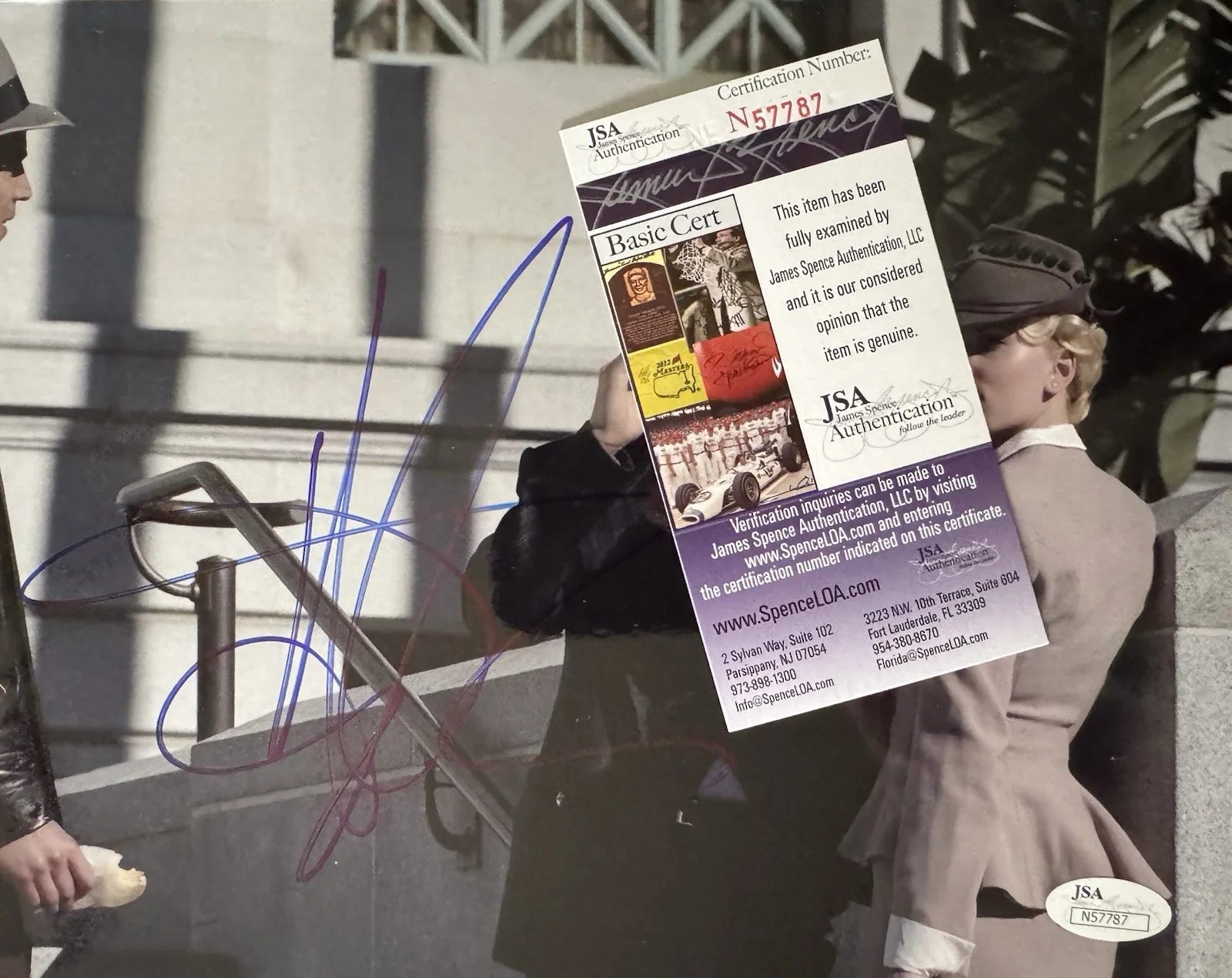 Aaron Eckhart — Aaron Eckhart Signed The Black Dahlia 8x10 Photo Authentic Autograph JSA COA, изображение 2