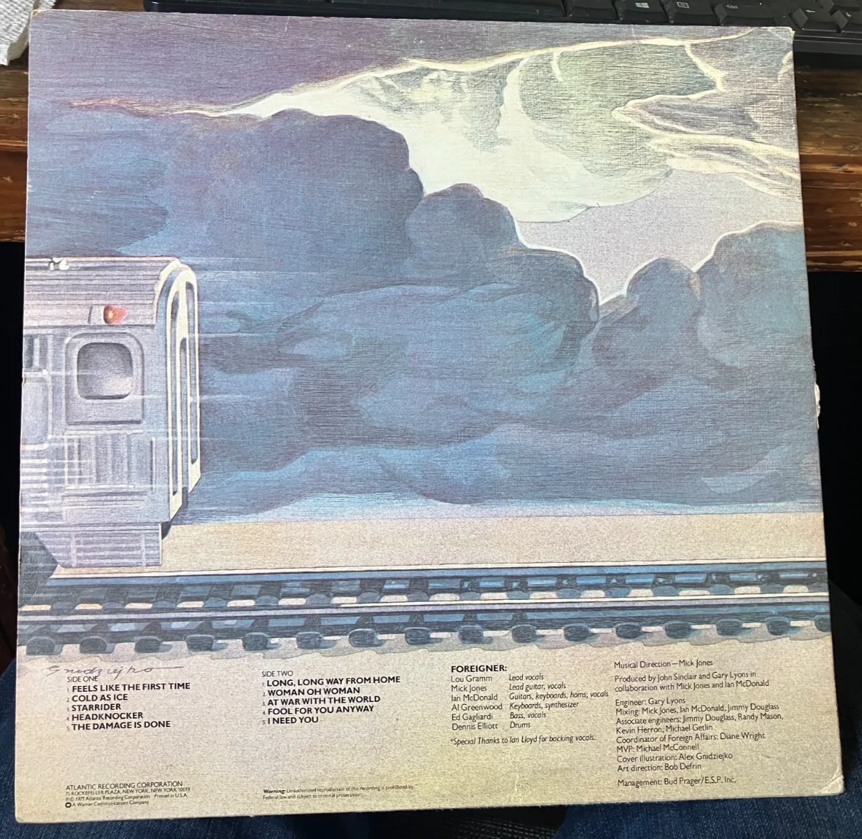 Foreigner Debut Vinyl LP Signed By Entire Band (Atlantic SD 19109, 1977 - XLNT!, image 2