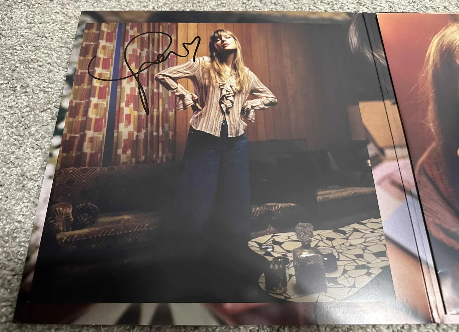 Taylor Swift Midnights Vinyl LP (Blood Moon Edition) with SIGNED Insert, image 5