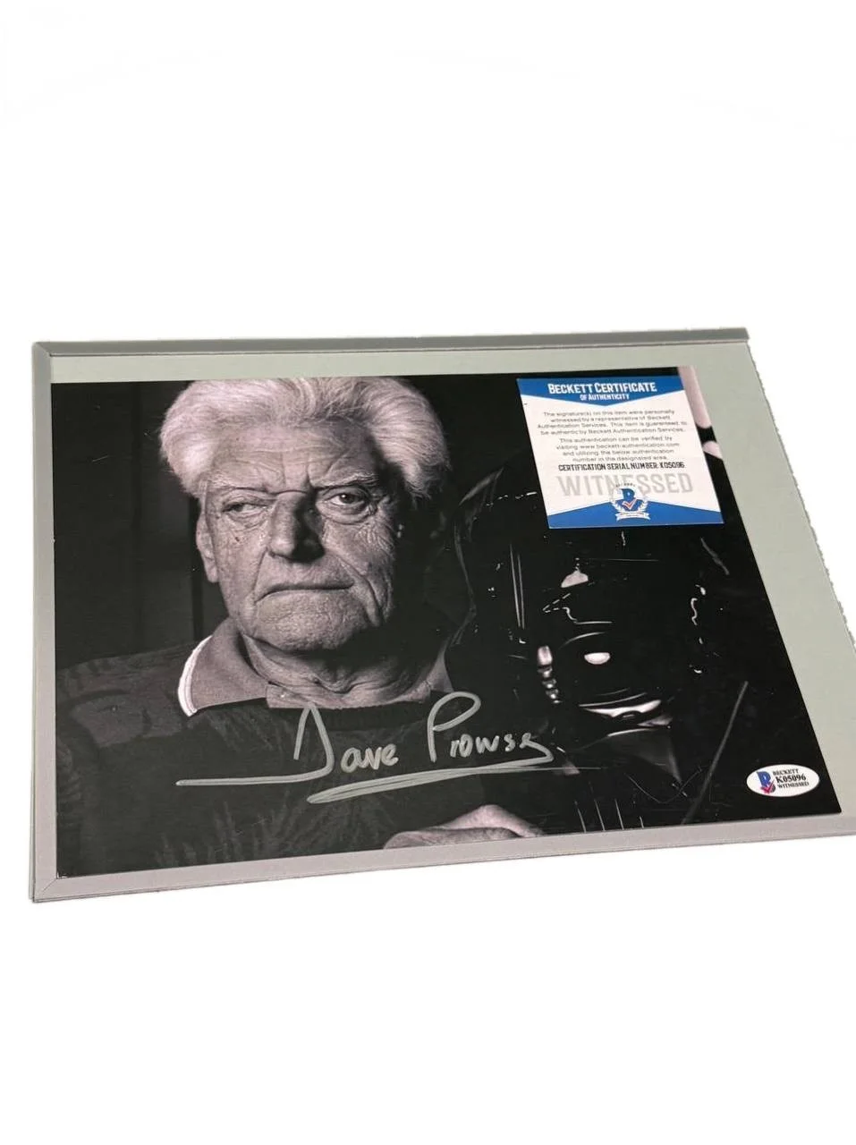 Dave Prowse Hand Signed Photo 8x10 Autographed Beckett COA, image 2
