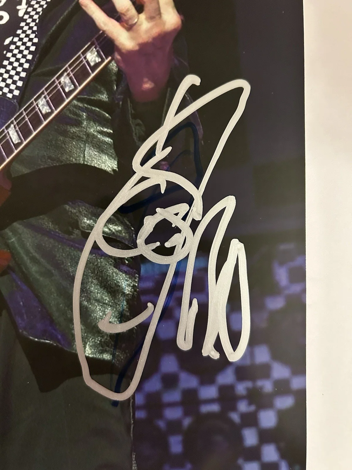 Rick Nielsen of CHEAP TRICK Autograph 8x10 Photo Proof Pic, изображение 2