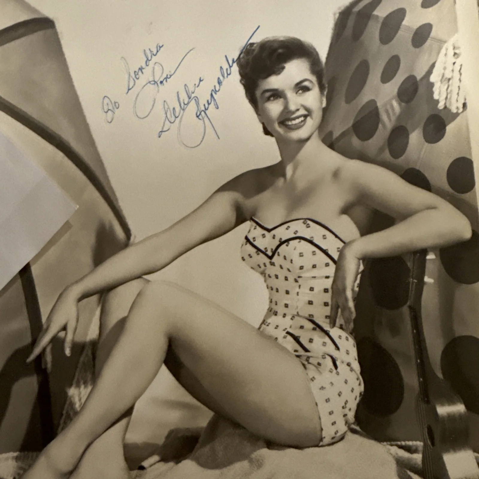 Debbie Reynolds Stunning Vintage 8x10 Hand Signed Autograph JSA COA Card stock, изображение 4