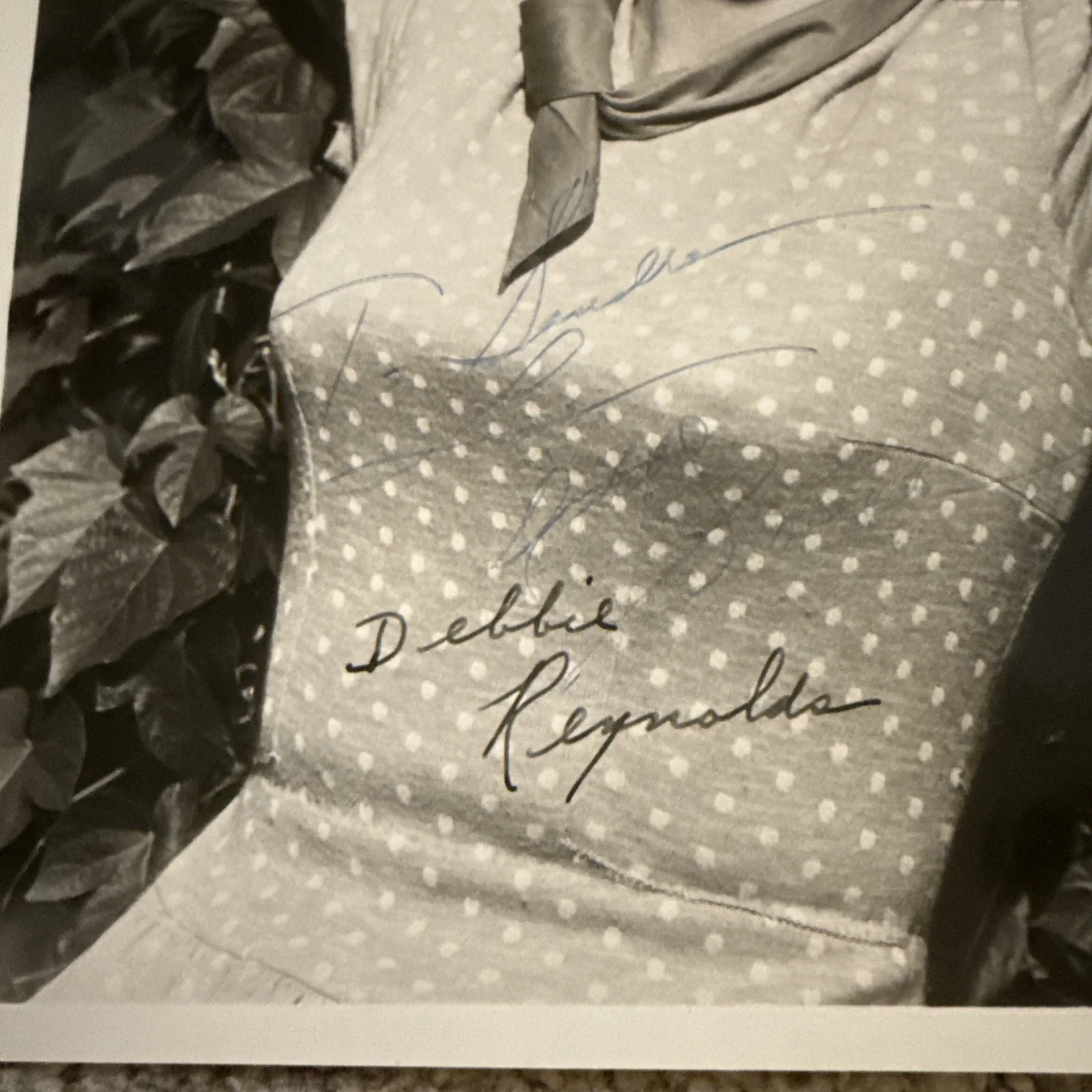 Rare Debbie Reynolds Stunning Vintage 8x10 Hand Signed Autograph JSA COA, изображение 4