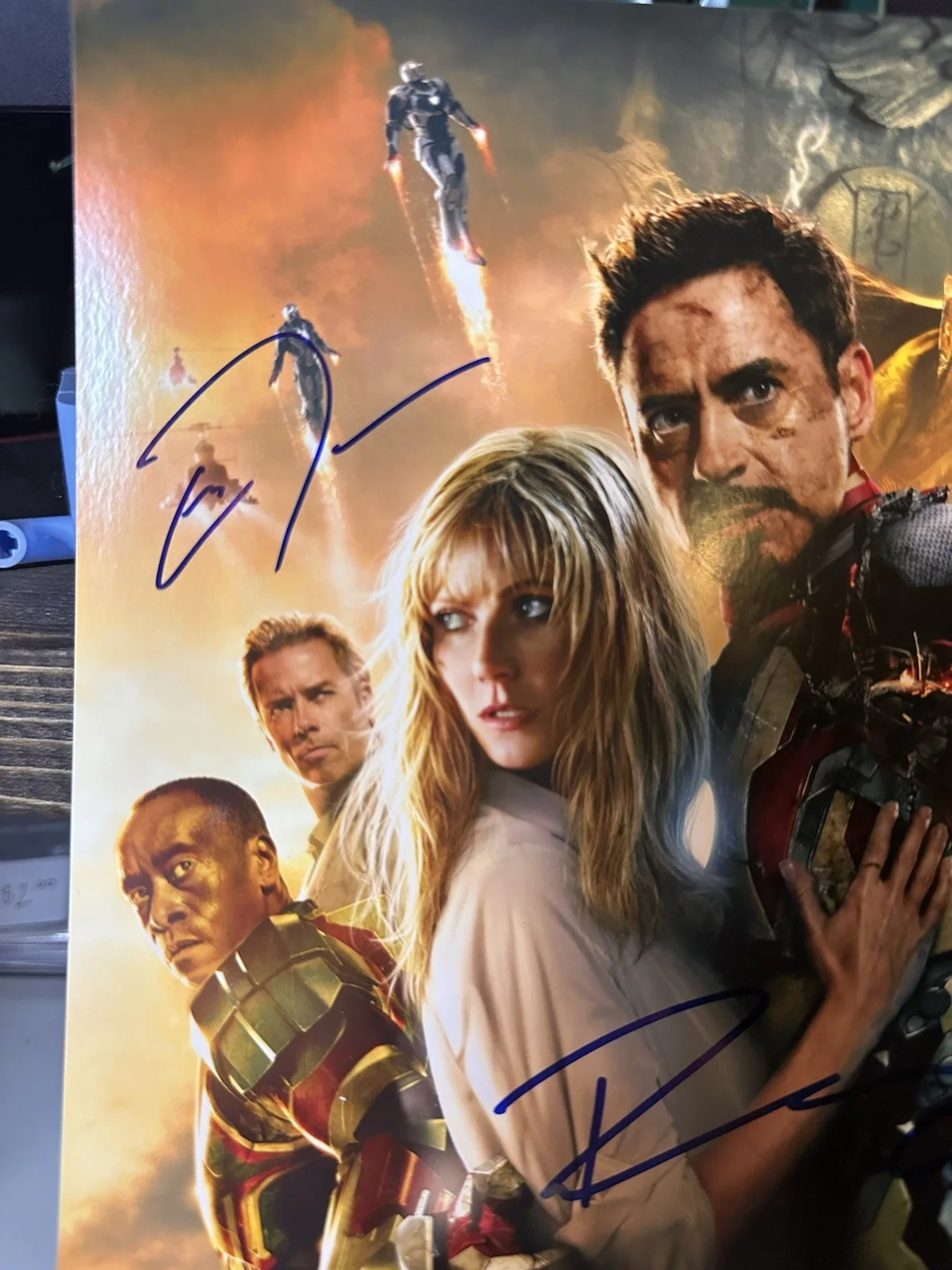 Robert Downey Jr — 8x10 Signed Iron Man 3 photograph With COA Tony Stark, Pepper Potts, Rhodey, изображение 4