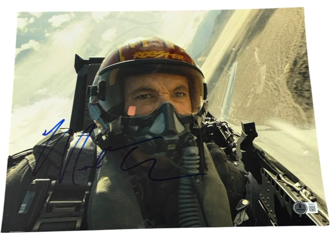 Miles Teller — Miles Teller Signed Autograph 11x14 Photo Top Gun Maverick Rooster Beckett BAS
