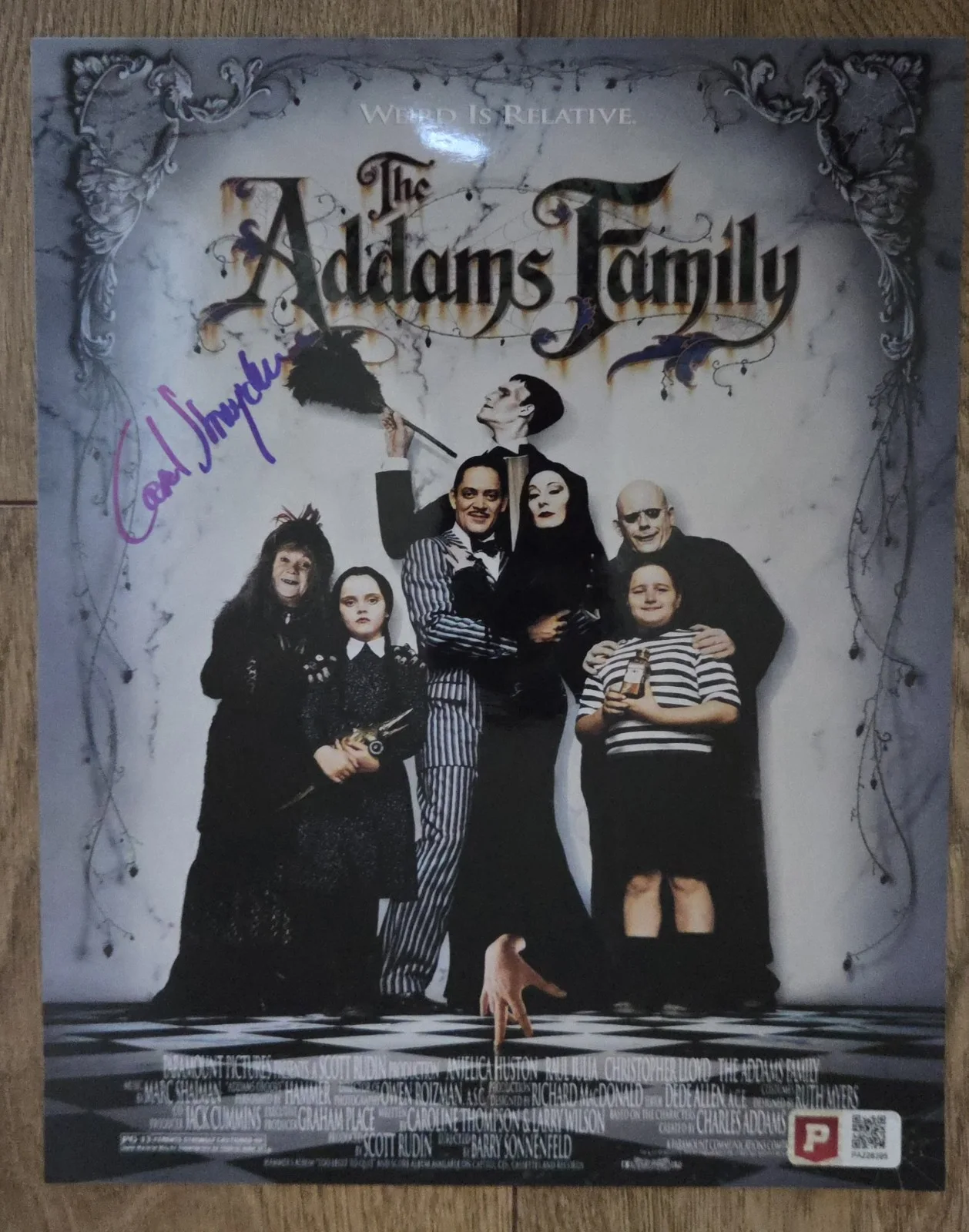 CAREL STRUYCKEN — CAREL STRUYCKEN Signed The Addams Family 8x10 (Prestine Authentic)