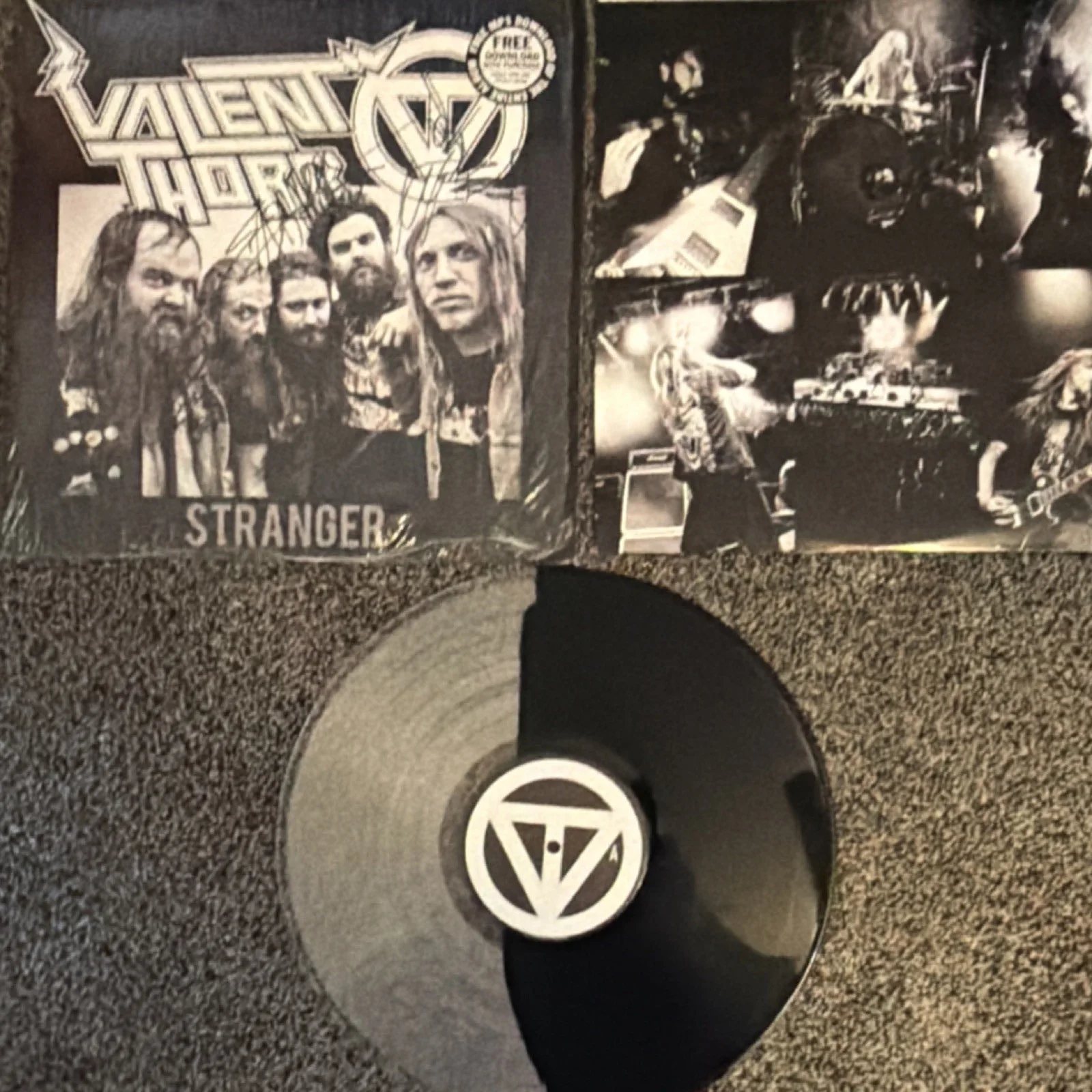 Valient Thorr Stranger Autographed Original Vinyl Record Music Collectible, изображение 3