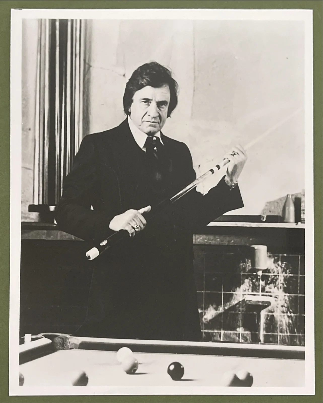 JOHNNY CASH AUTOGRAPHED INDEX CARD WITH BLACK & WHITE PHOTO RSA CERTIFIED, изображение 3