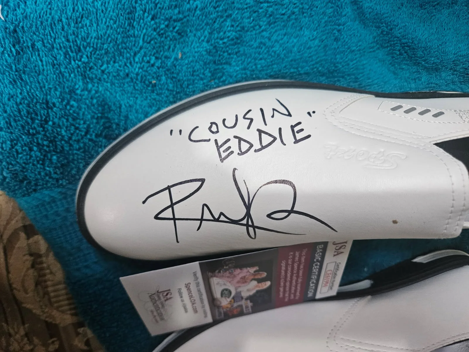Randy Quaid — Christmas Vacation Randy Quaid Signed White Shoes Shi*%$^ Full added JSA Cert, изображение 2