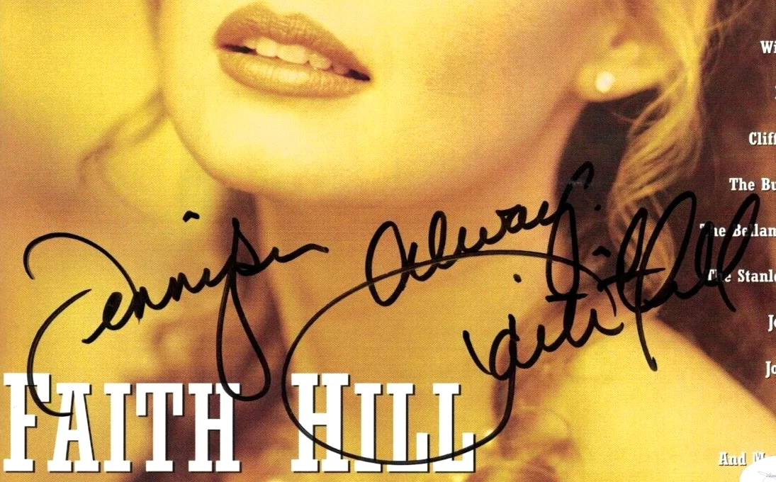 FAITH HILL JSA Signed New Country Magazine Cover 8X10 FREE SHIP! JSA COA Not PSA, изображение 2