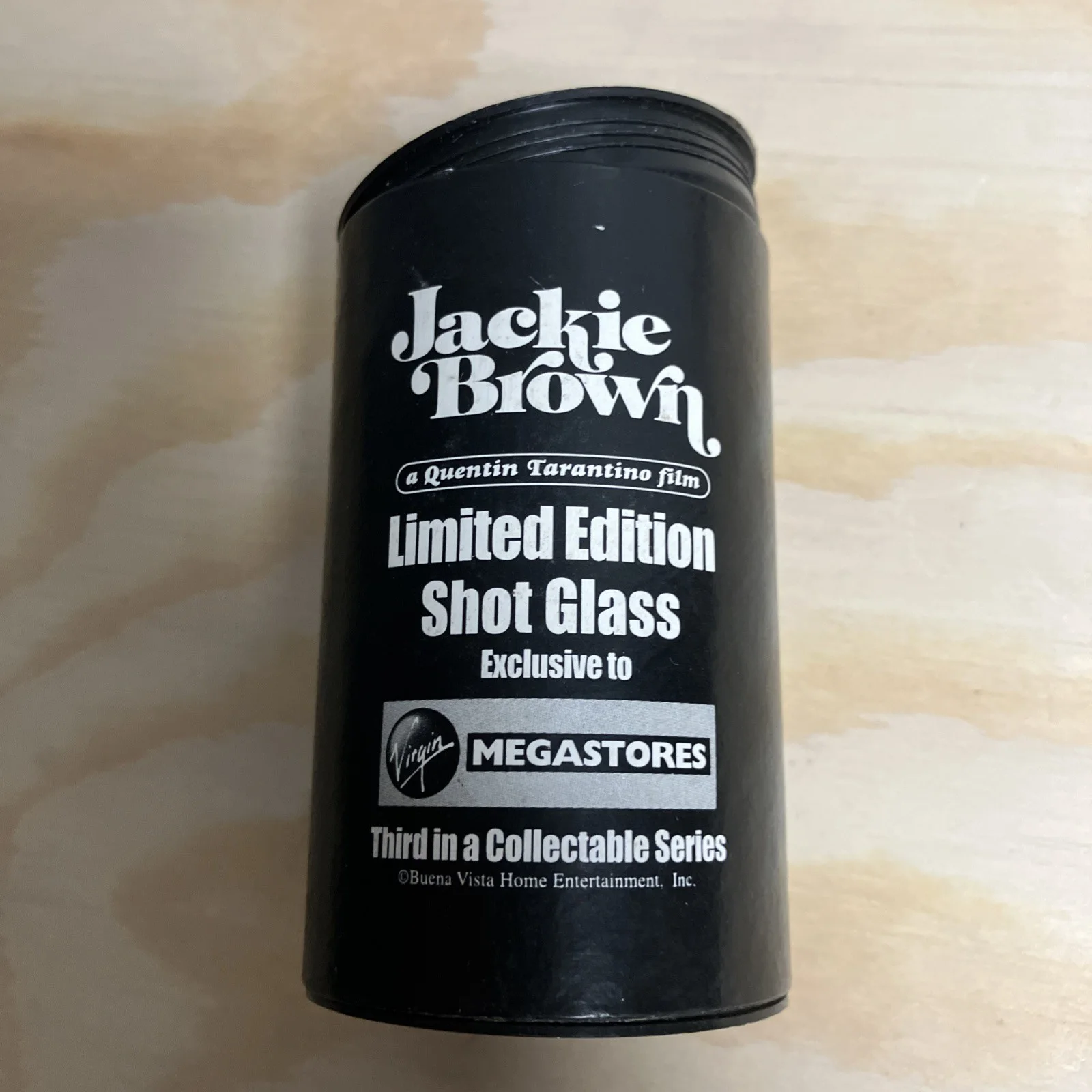 Vintage Jackie Brown Limited Edition Shot Glass Exclusive to Virgin Megastores, изображение 3