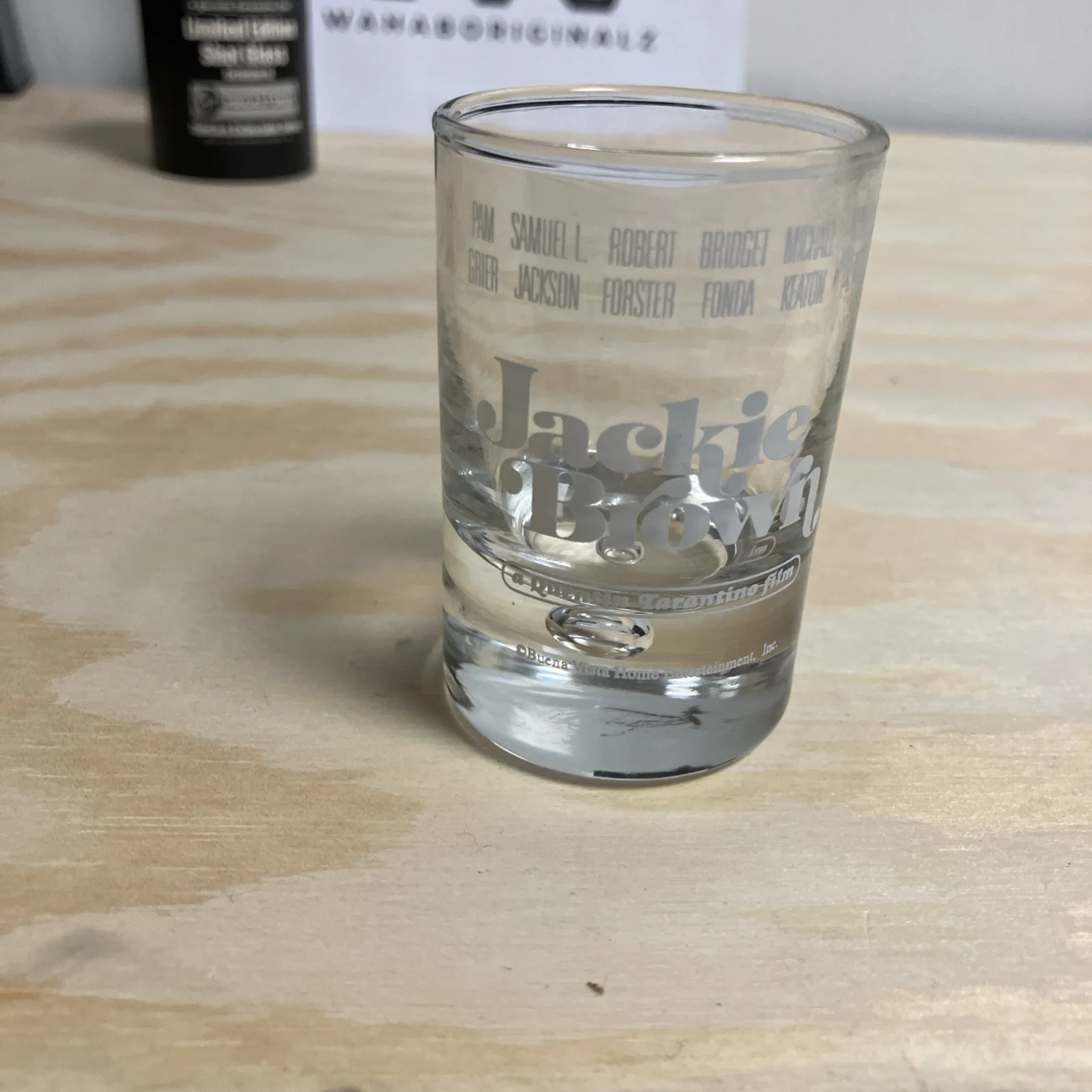 Vintage Jackie Brown Limited Edition Shot Glass Exclusive to Virgin Megastores, изображение 4