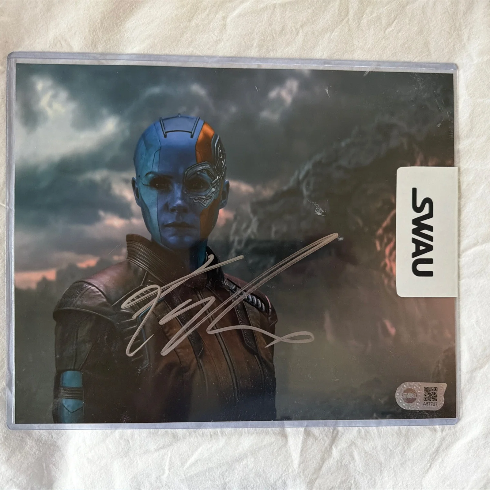Karen Gillan — Karen Gillan AUTO Nebula SIGNED 8x10 PHOTOGRAPH MARVEL MCU AUTOGRAPH COA