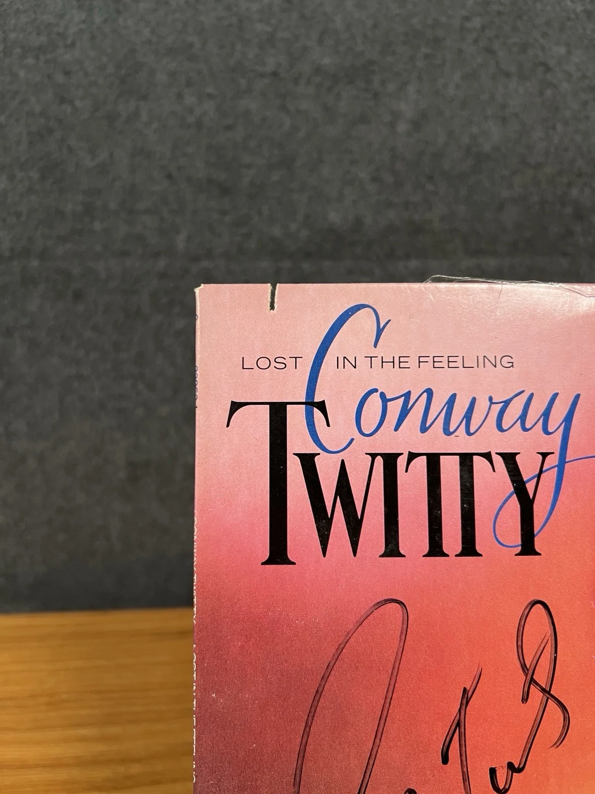 Conway Twitty Lost In The Feeling SIGNED Sealed LP Autographed Cover 23869-1, изображение 3
