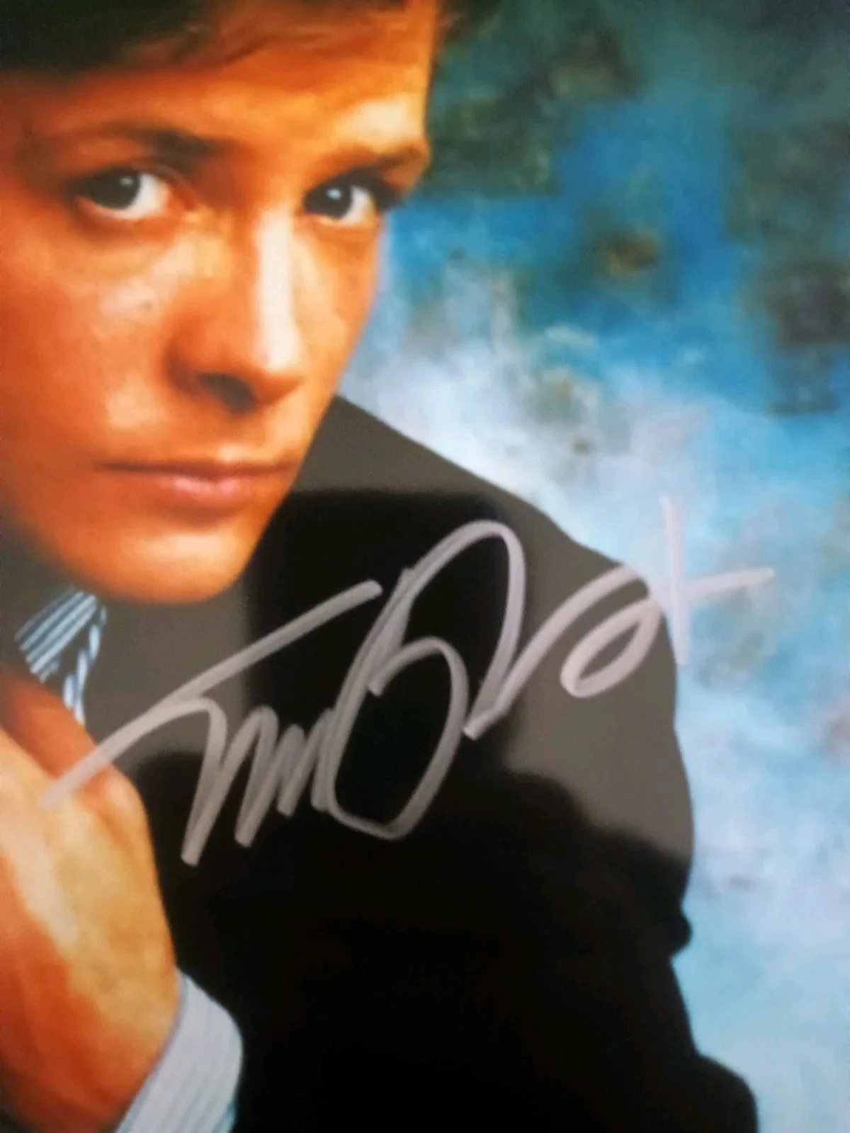 Michael J Fox — Michael J Fox Secret of My Success / Back to the Future Signed 8x10 With COA, image 4