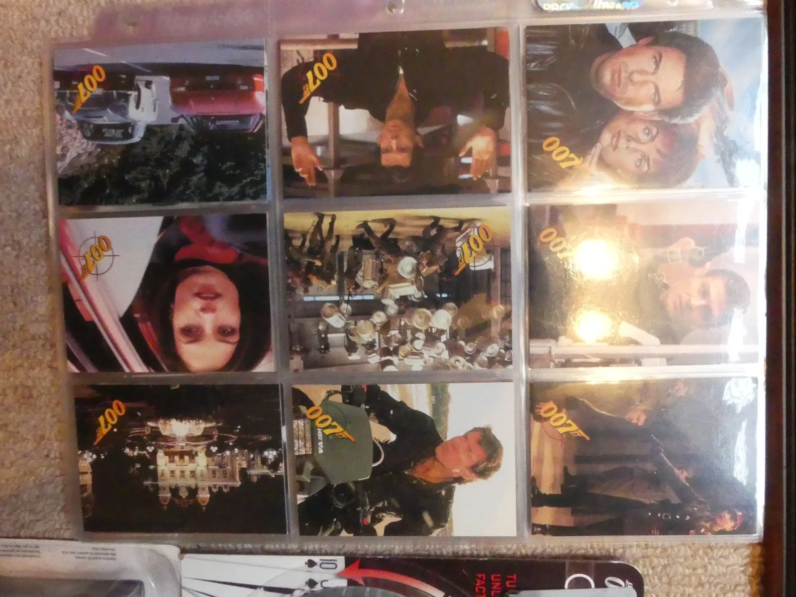 MIXED LOT OF JAMES BOND ITEMS, изображение 4