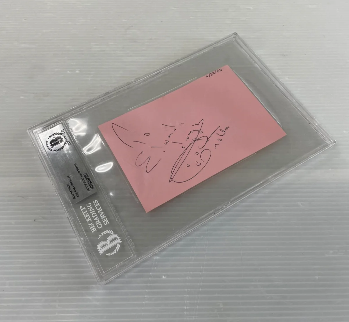 ARETHA FRANKLIN — !WOW! BECKETT ARETHA FRANKLIN SIGNED POST CARD DATED 4/14/69, image 5