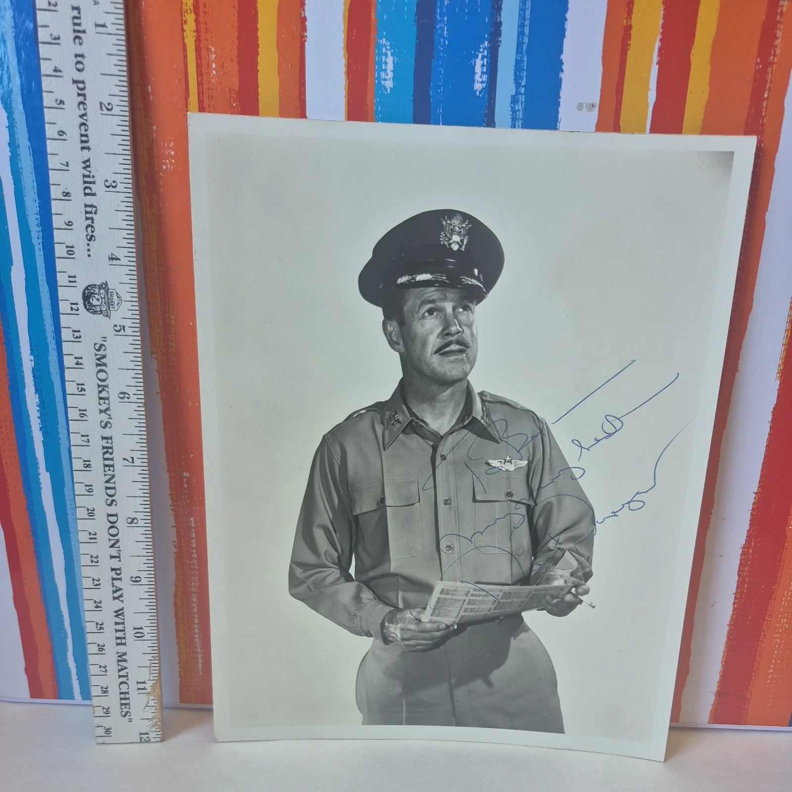 Dan Duryea — DAN DURYEA Autographed Photograph of Sky Commando movie character Col Ed Wyatt, изображение 2