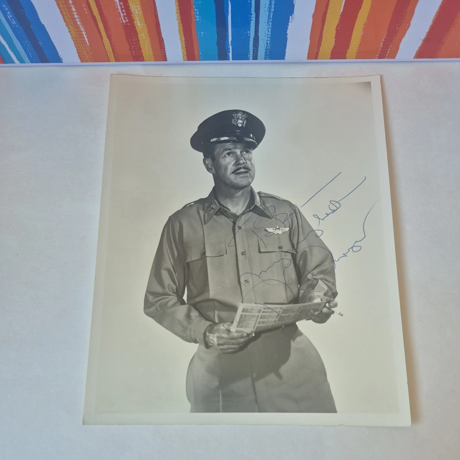 Dan Duryea — DAN DURYEA Autographed Photograph of Sky Commando movie character Col Ed Wyatt, изображение 4