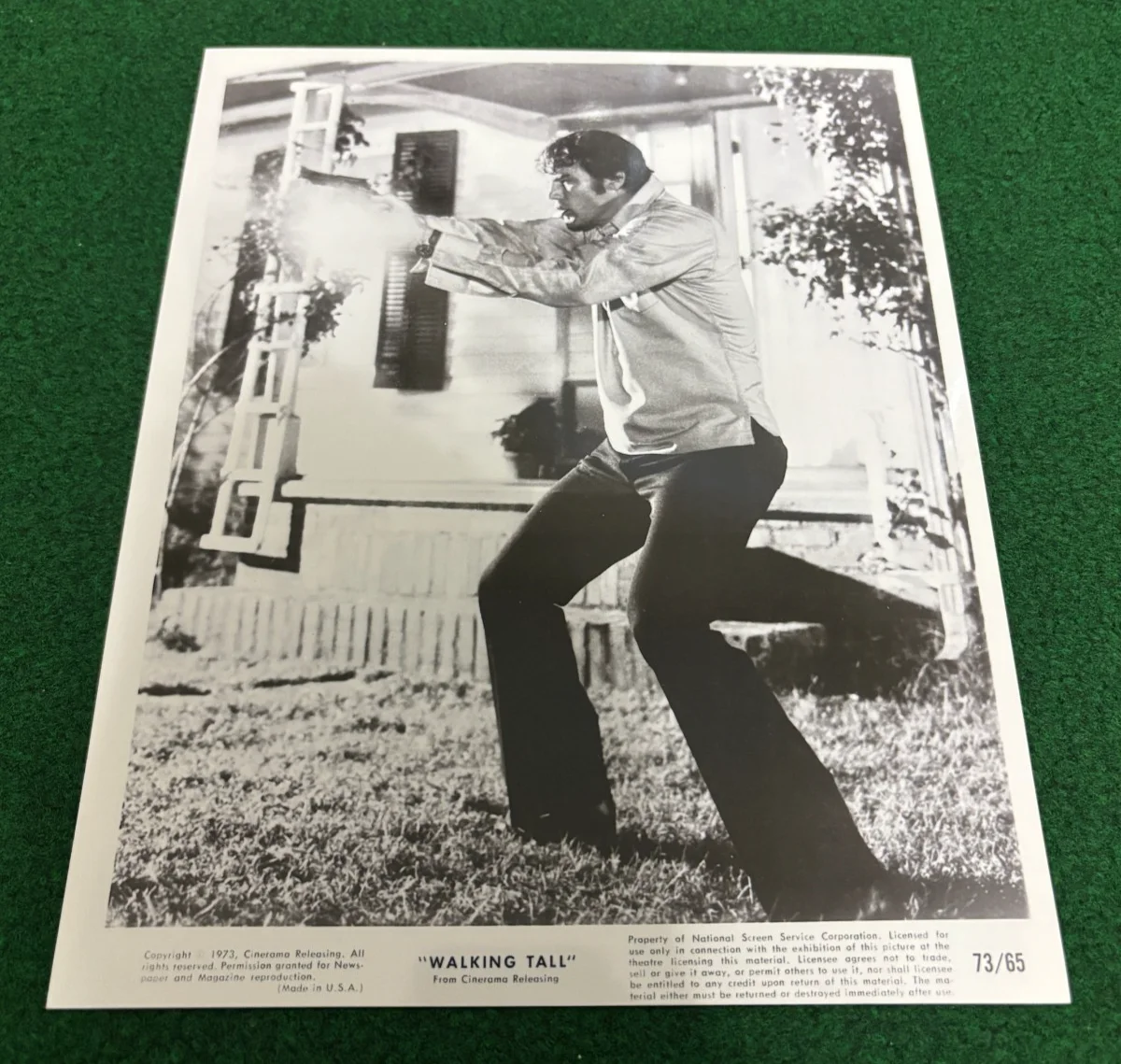 8x10 Walking Tall Official Studio Press Photo - From The Estate of Joe Don Baker, изображение 2