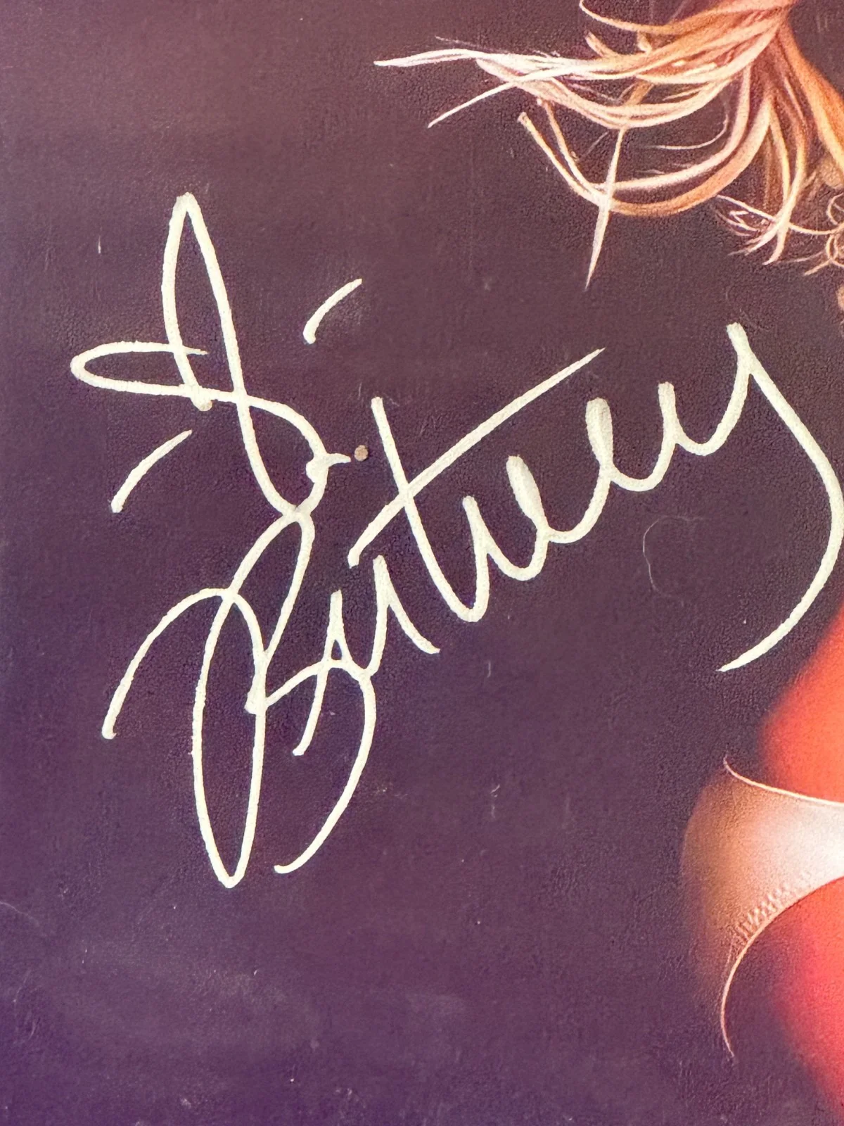 Britney Spears - 8X10 Photo-Hand signed with Certificate of Auth and Free Del, image 2