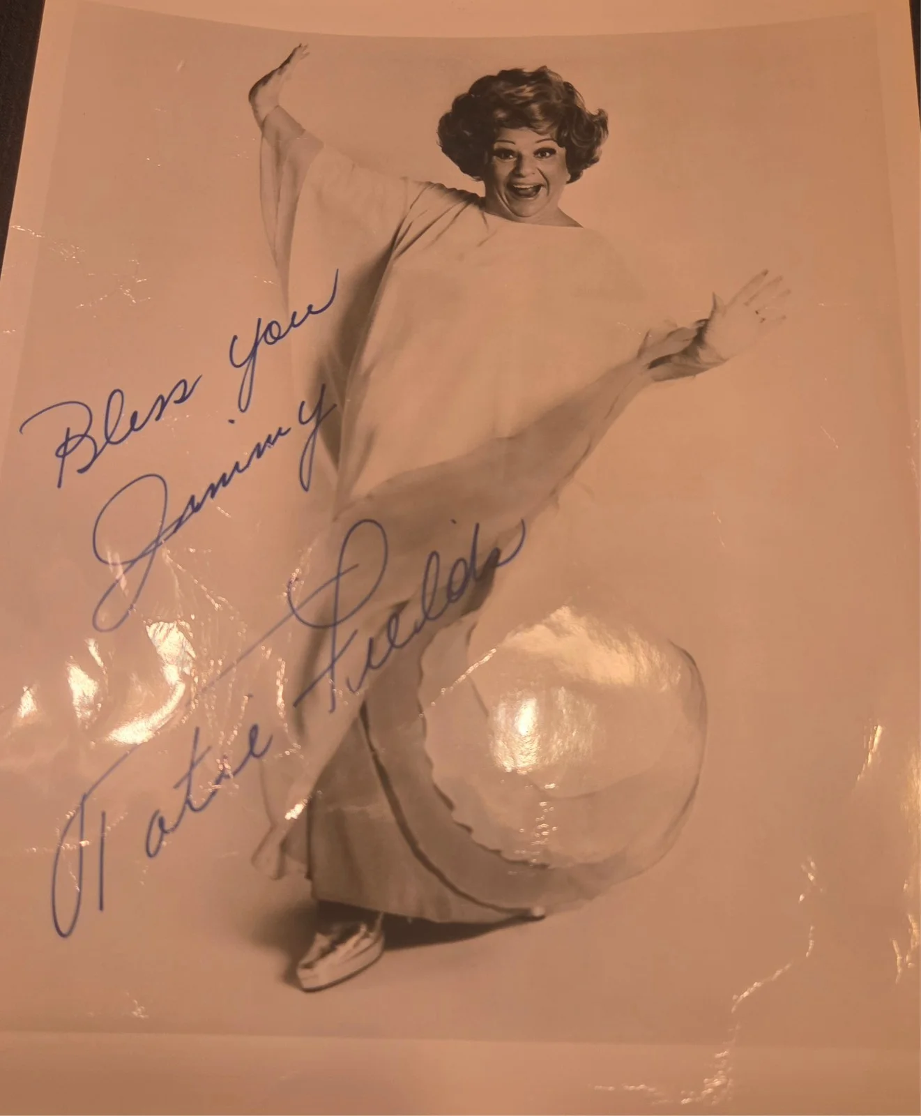 Totie Fields — Totie Fields Package! 5 Individual 8x10 Photos - All Autographed - Comedy Legend, изображение 5