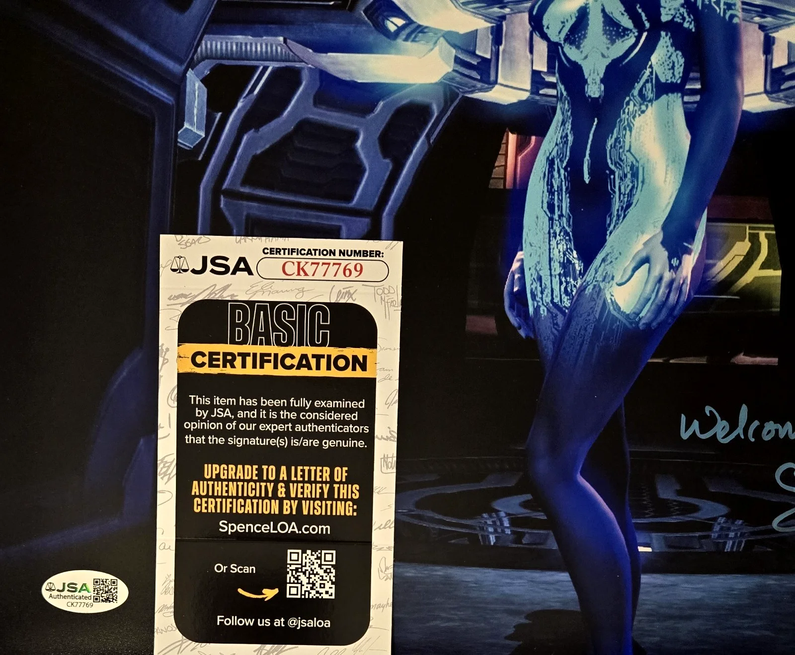 Jen Taylor — Cortana Signed Photo Halo Autograph Jen Taylor 11x14 The Weapon XBox JSA COA 769, изображение 2