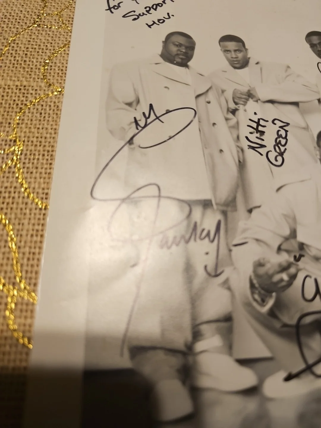AUTHENTIC MEN OF VIZION GROUP SIGNED 10X8 PHOTO, изображение 4