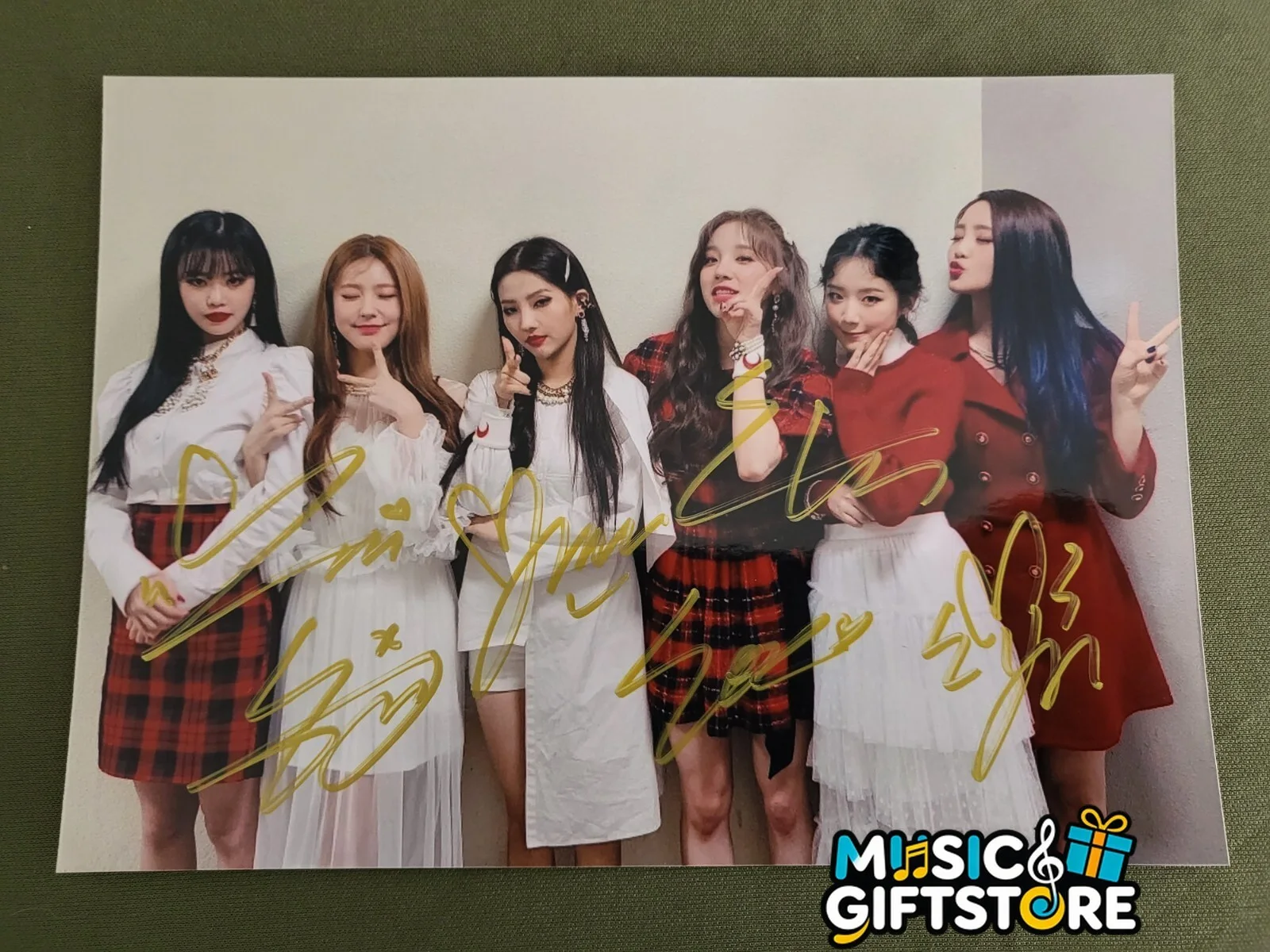 (G)I-DLE GIDLE Group Photo K-POP Collection K-POP Autographed Signed 2021 #MUGS, изображение 4