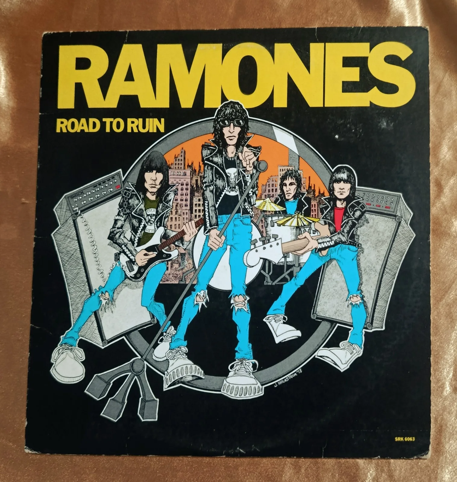 Ramones “Road To Ruin” Signed / Autographed By Joey, Johnny, Dee Dee, Richie, изображение 3