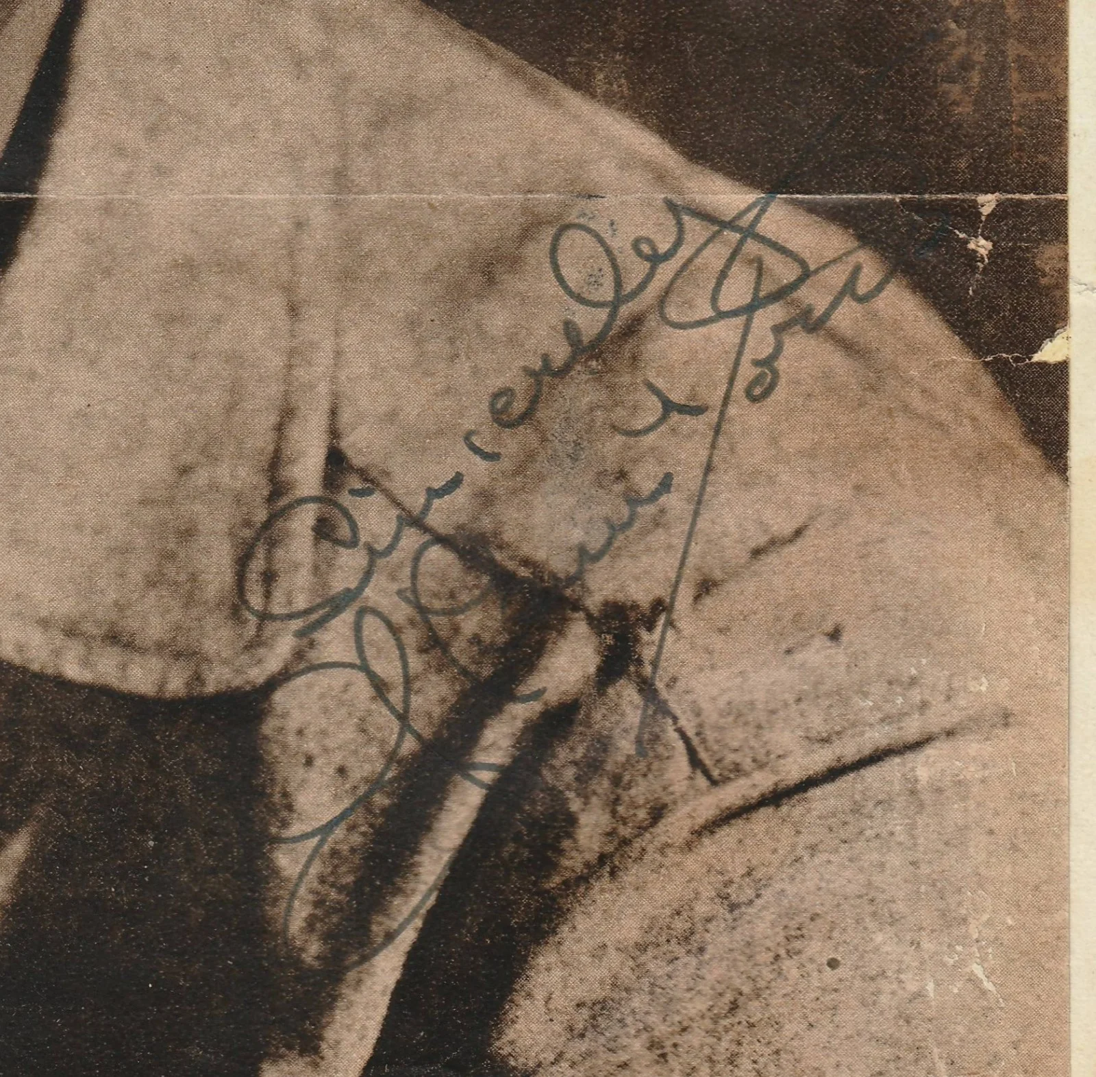 Glenn Ford & Laraine Day Autographed magazine photos (glued back to back), изображение 3